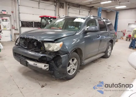 2010 Toyota Sequoia Sr5 5.7L V8 z USA, uszkodzony, nr VIN 5TDBY5G10AS033334